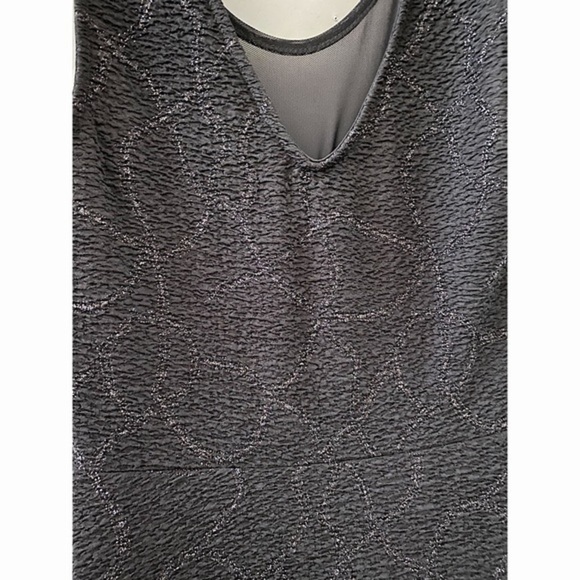 BLACK Stretchy Dress - Picture 4 of 4